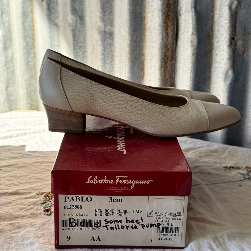 Salvatore Ferragamo Beige Heels - Picture 2 of 4